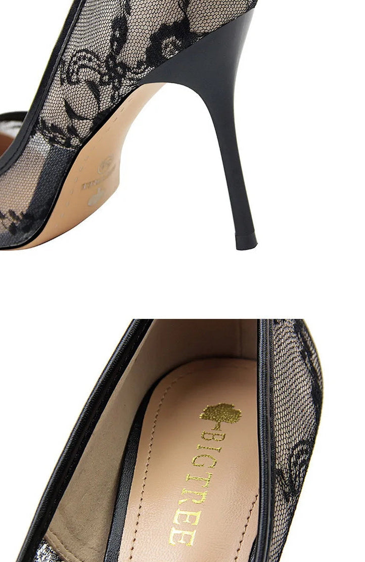 Elegante Spitzen-Pumps