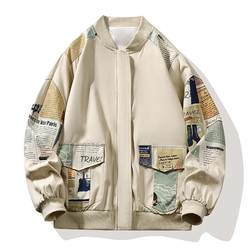 Tobi Patchwork Bomberjacke mit Zeitungsprint