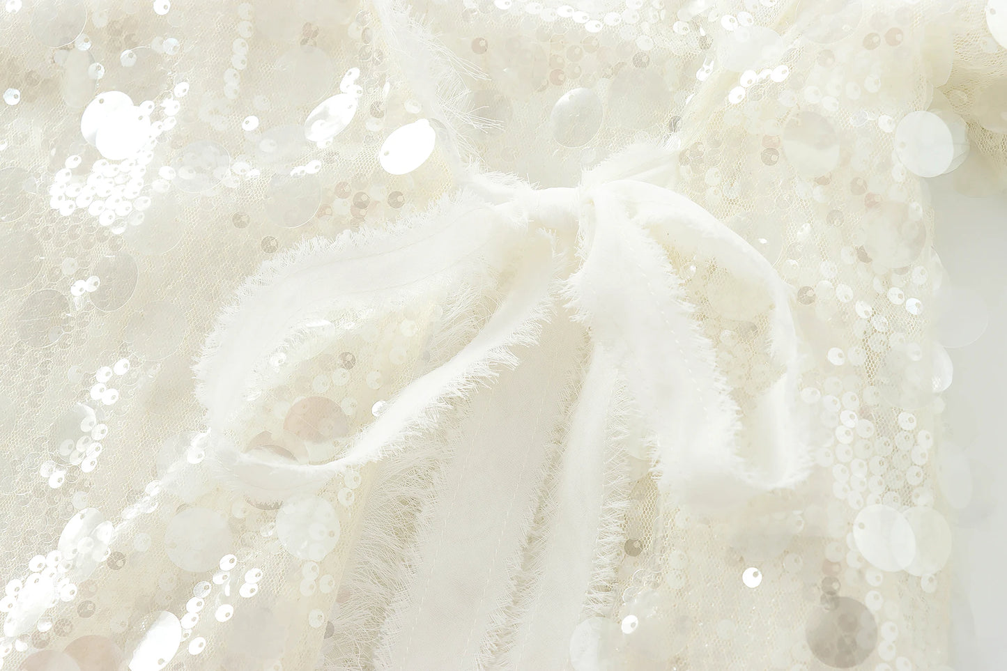 Glamour Pailletten-Wickelcardigan – Festlicher Party Look