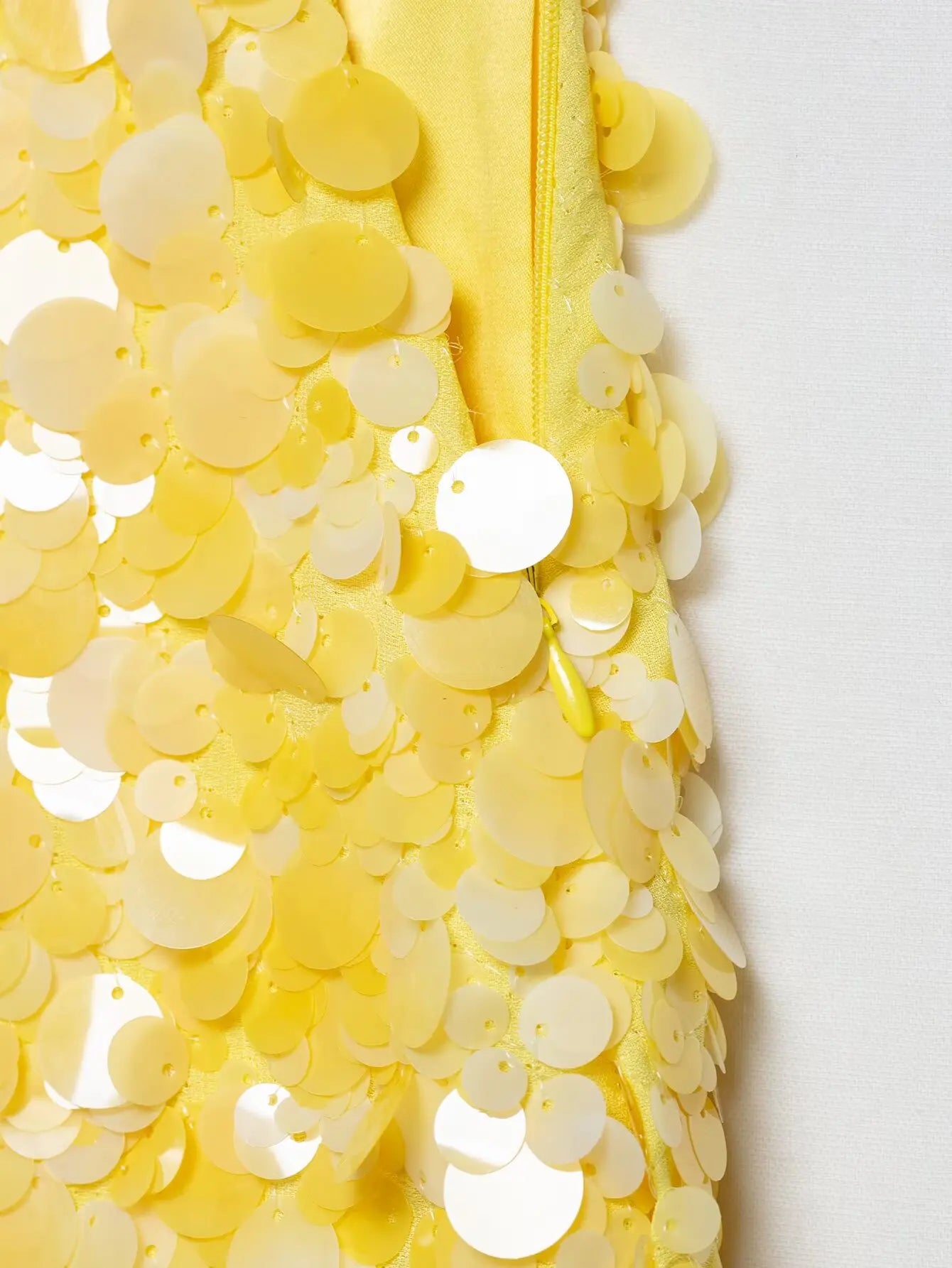 Pailletten-Minirock – Glitzernder Party Look