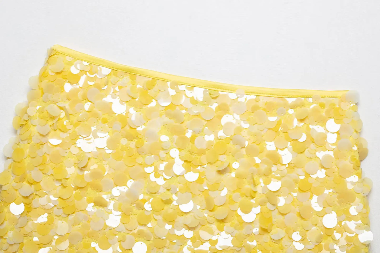 Pailletten-Minirock – Glitzernder Party Look