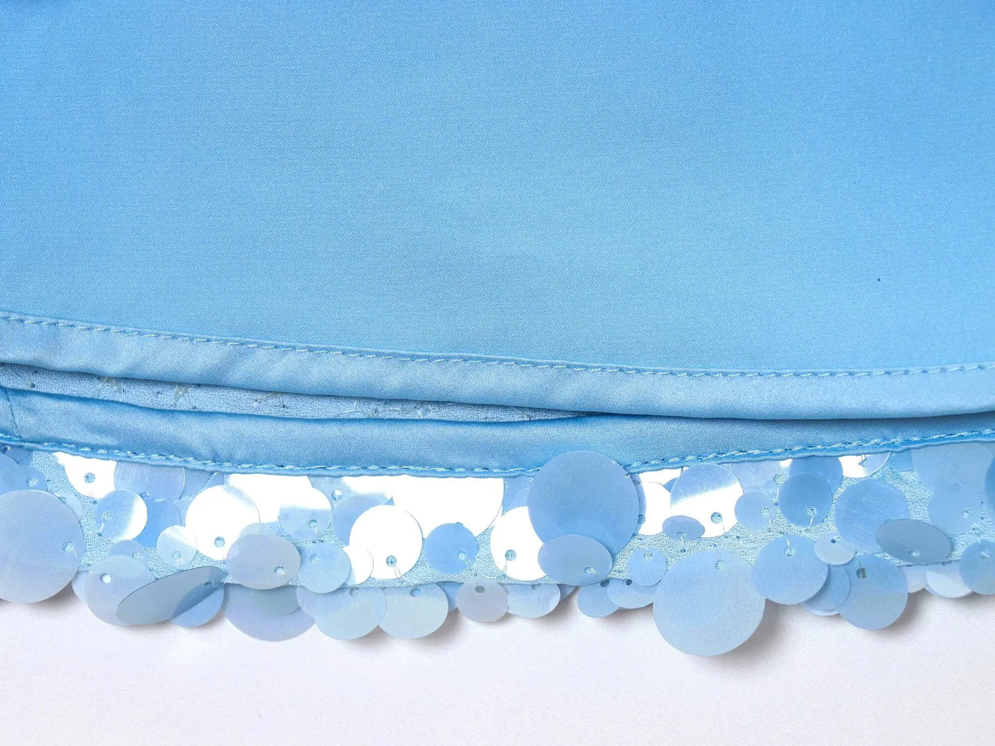 Pailletten-Minirock – Glitzernder Party Look